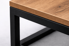 Stolik kawowy do salonu loft – czarna rama i blat dąb | Loftivo - Loftivo